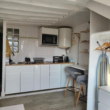 Appartamento Cute Studio Versailles Chateau Esterno foto